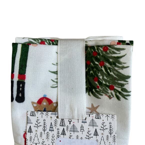 Nicole Miller Christmas Nutcracker Dinner Napkins 18x18 Set of 6 New - Picture 9 of 10